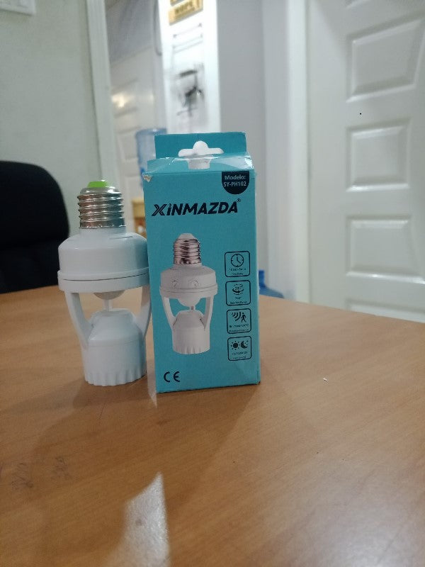 Xinmazda Motion Sensor Led Bulb Holder Plug Socket Sy_ph102